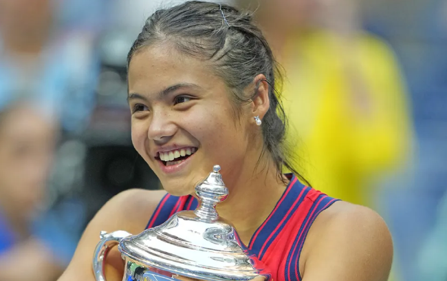 通过引入更 通过引入更