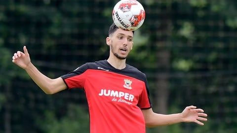 外结合来追 外结合来追