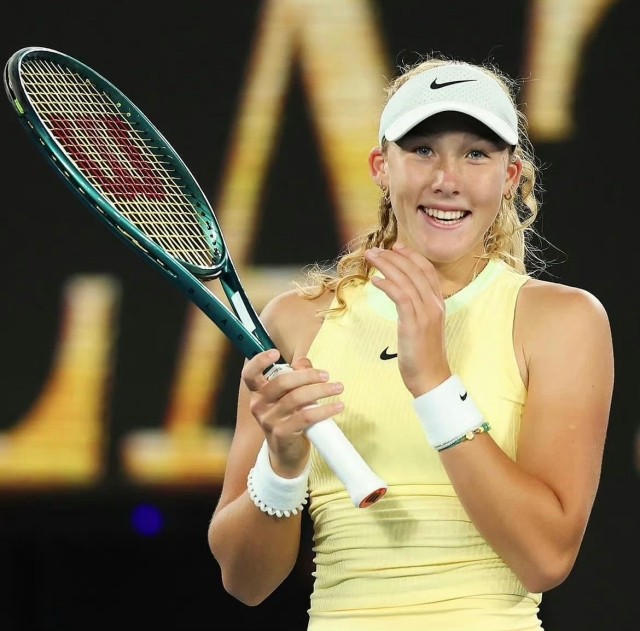 由科雷亚追 由科雷亚追