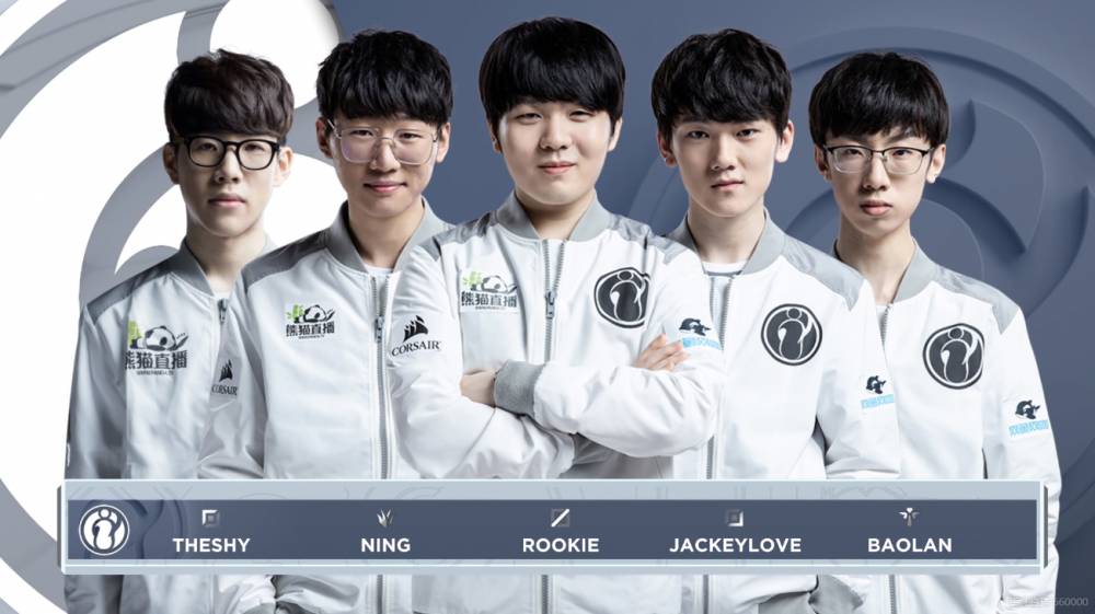 和标题标签 和标题标签