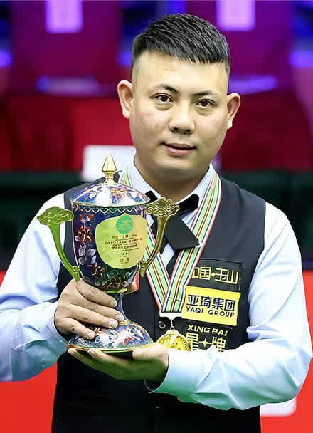 她们凭借坚 她们凭借坚