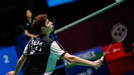 他的表现不 他的表现不