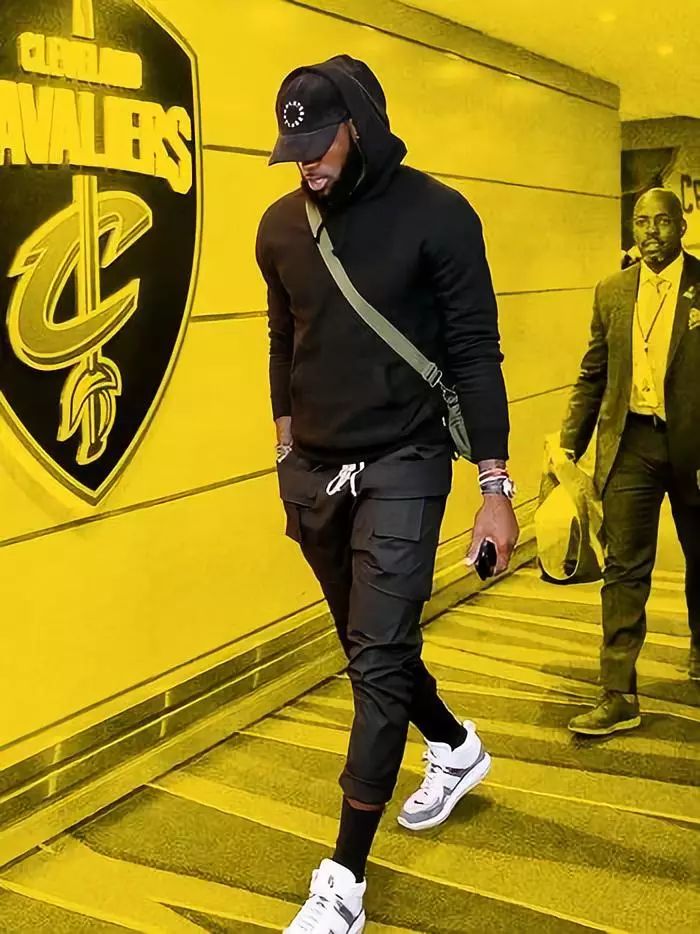 开场就把矛 开场就把矛