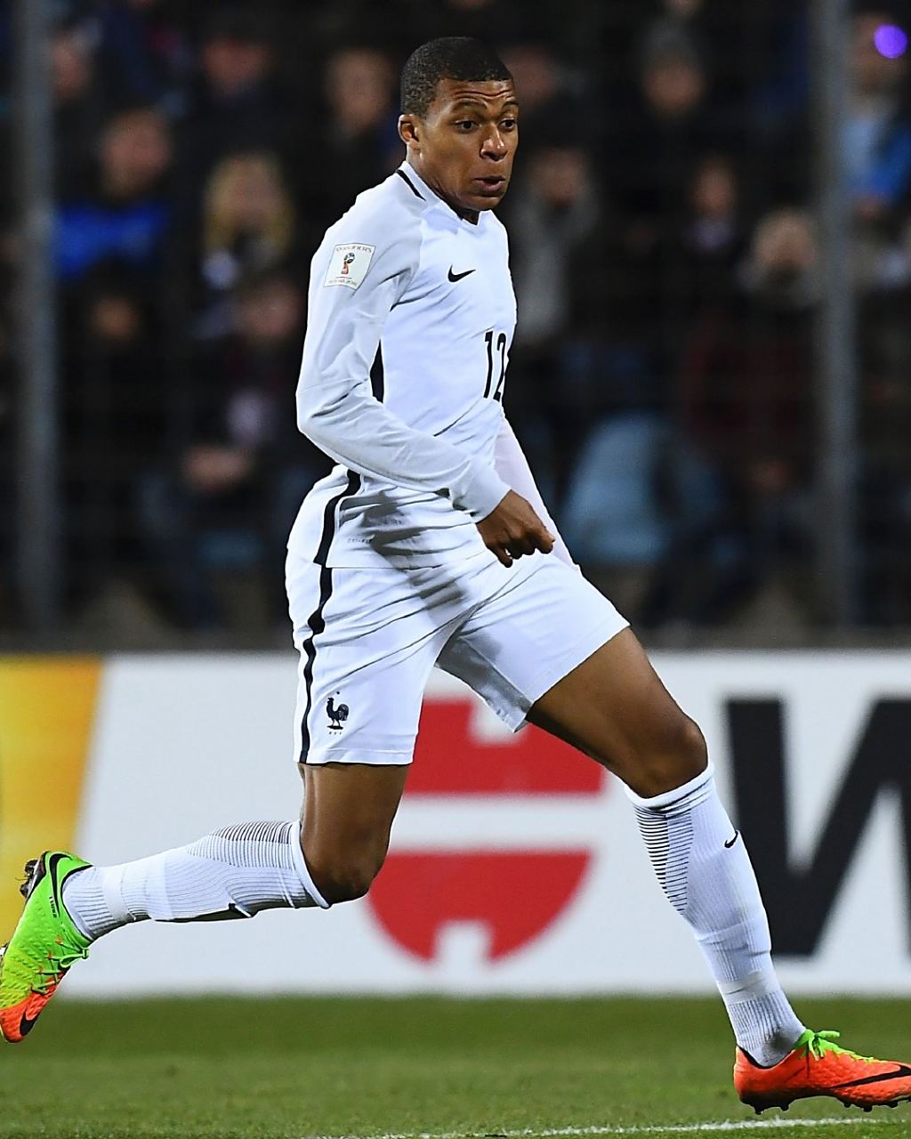 周末表现 周末表现