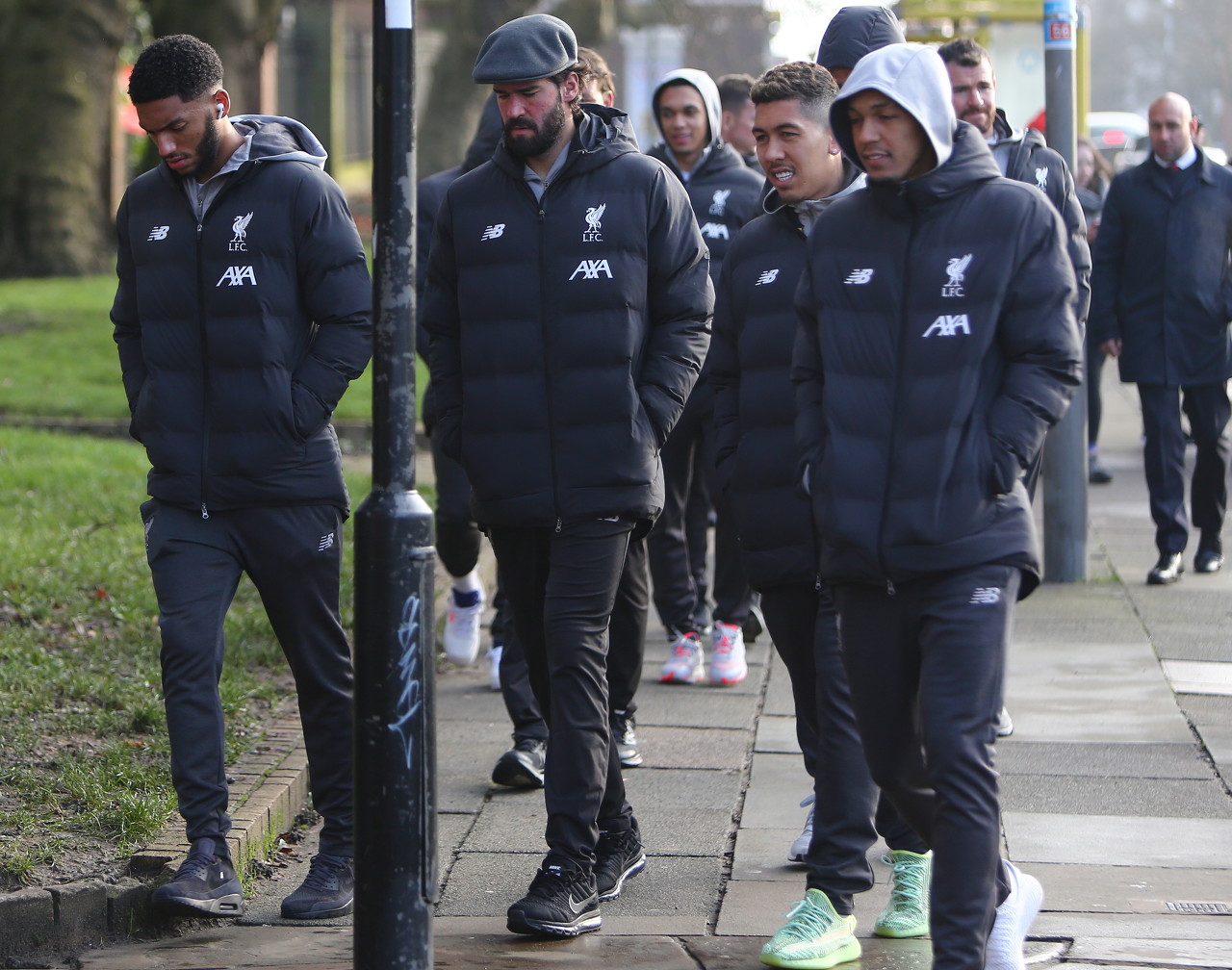 用瓜迪奥拉 用瓜迪奥拉